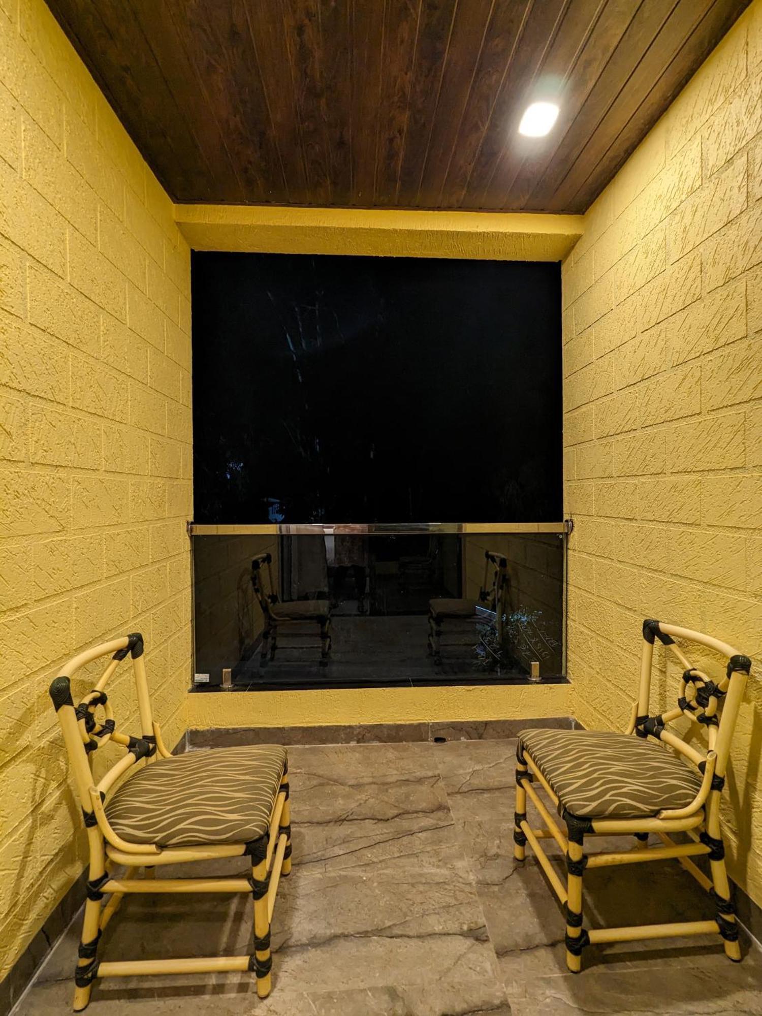 And Samarth Palace 3* Panchgani