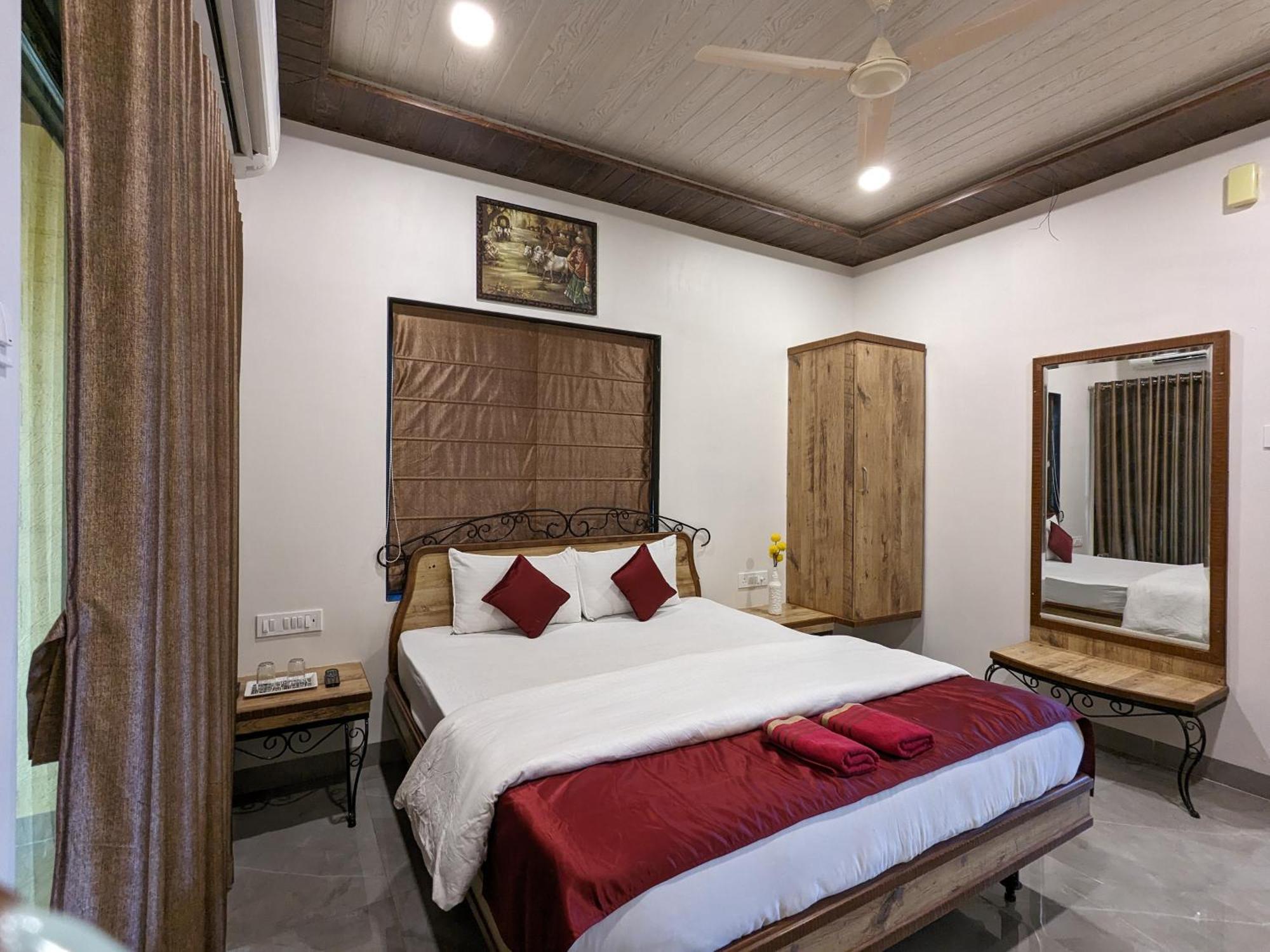 And Samarth Palace Hotel 3*