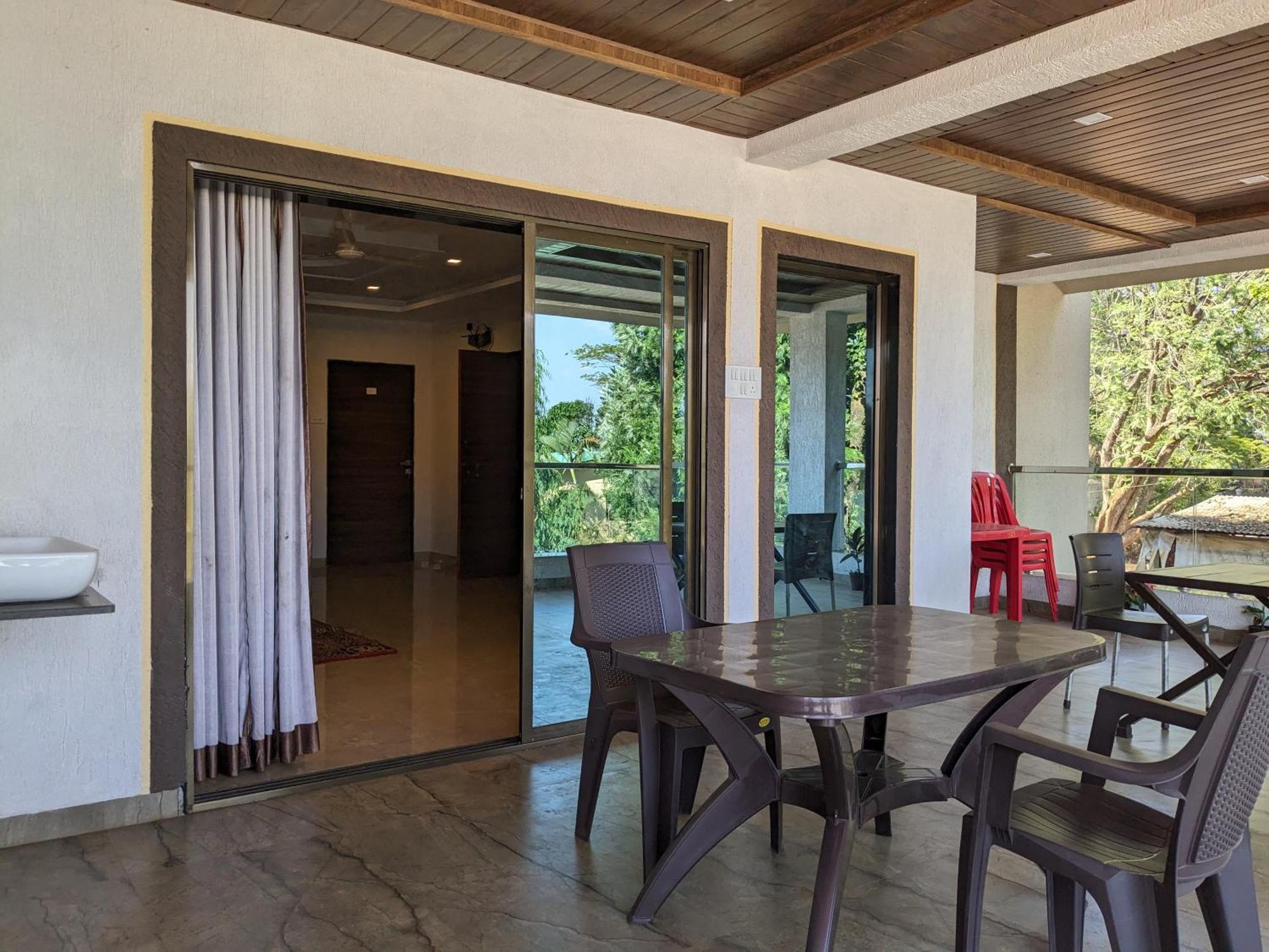 And Samarth Palace 3*