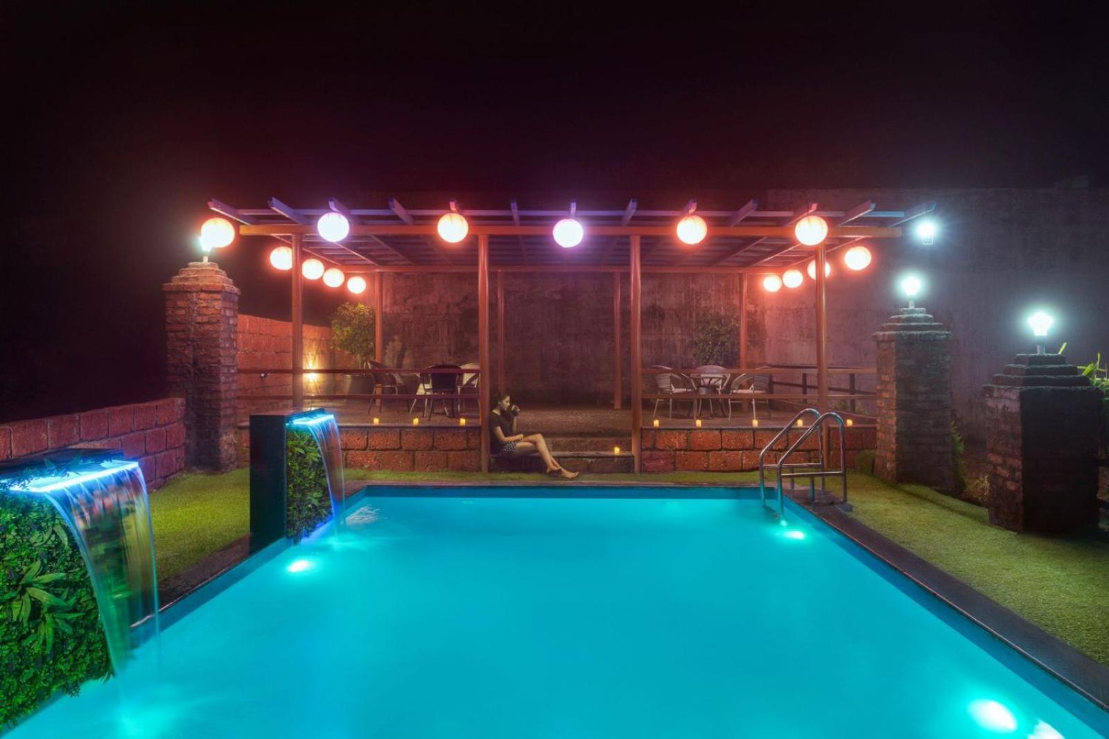 Shivanya Palace- A Purple Mansion 7bhk *