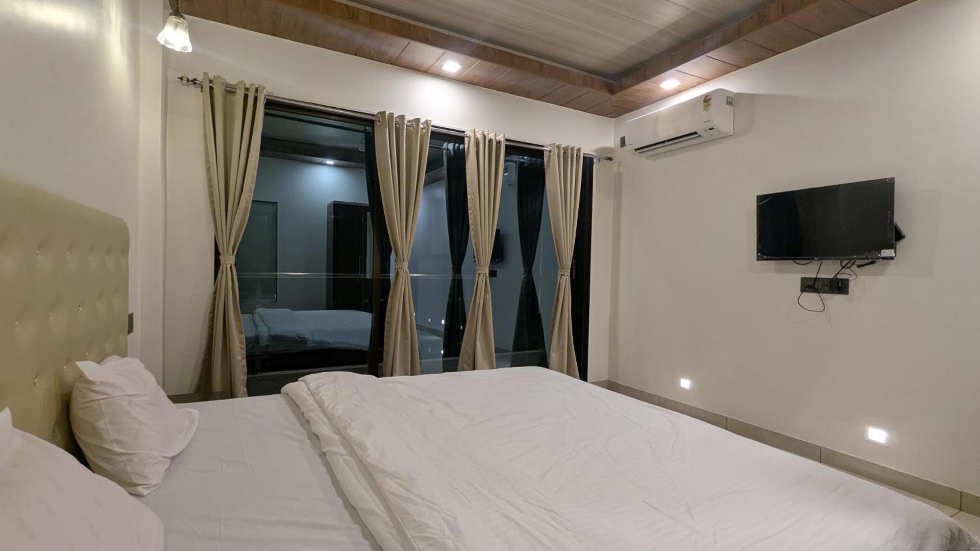 The Grange Valley View Villa Panchgani
