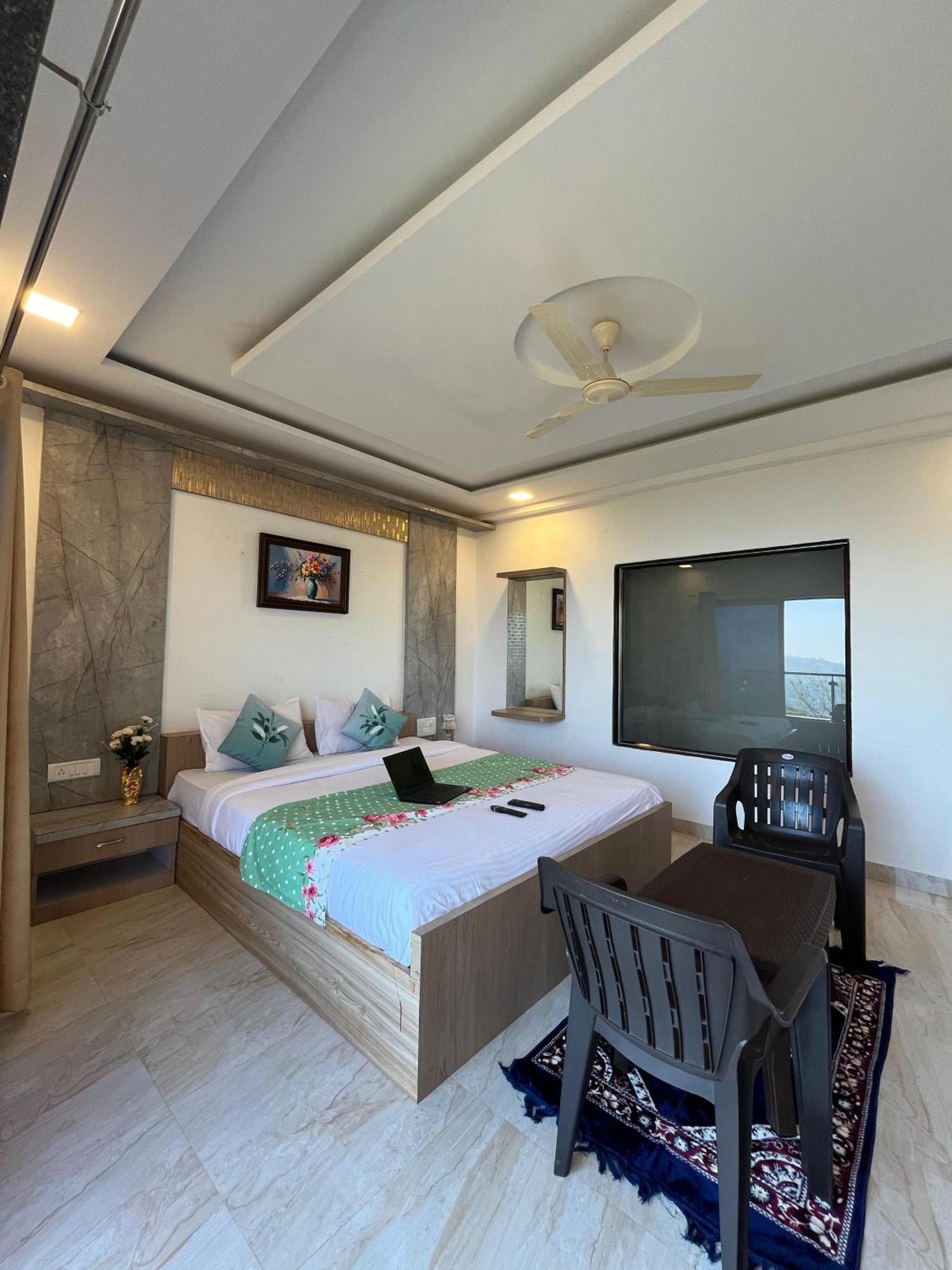 Divine Resort- Bhilar Panchgani