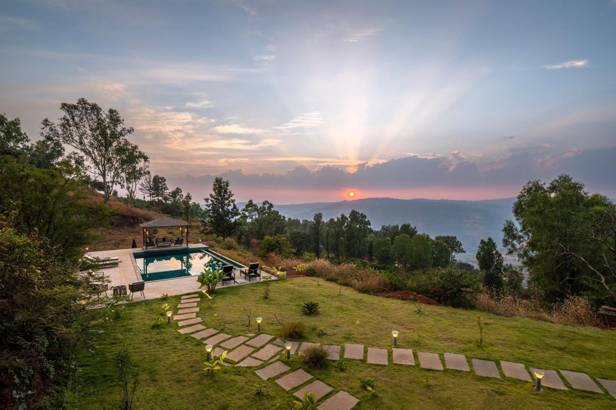 Saffronstays The Whistling Thrush Villa