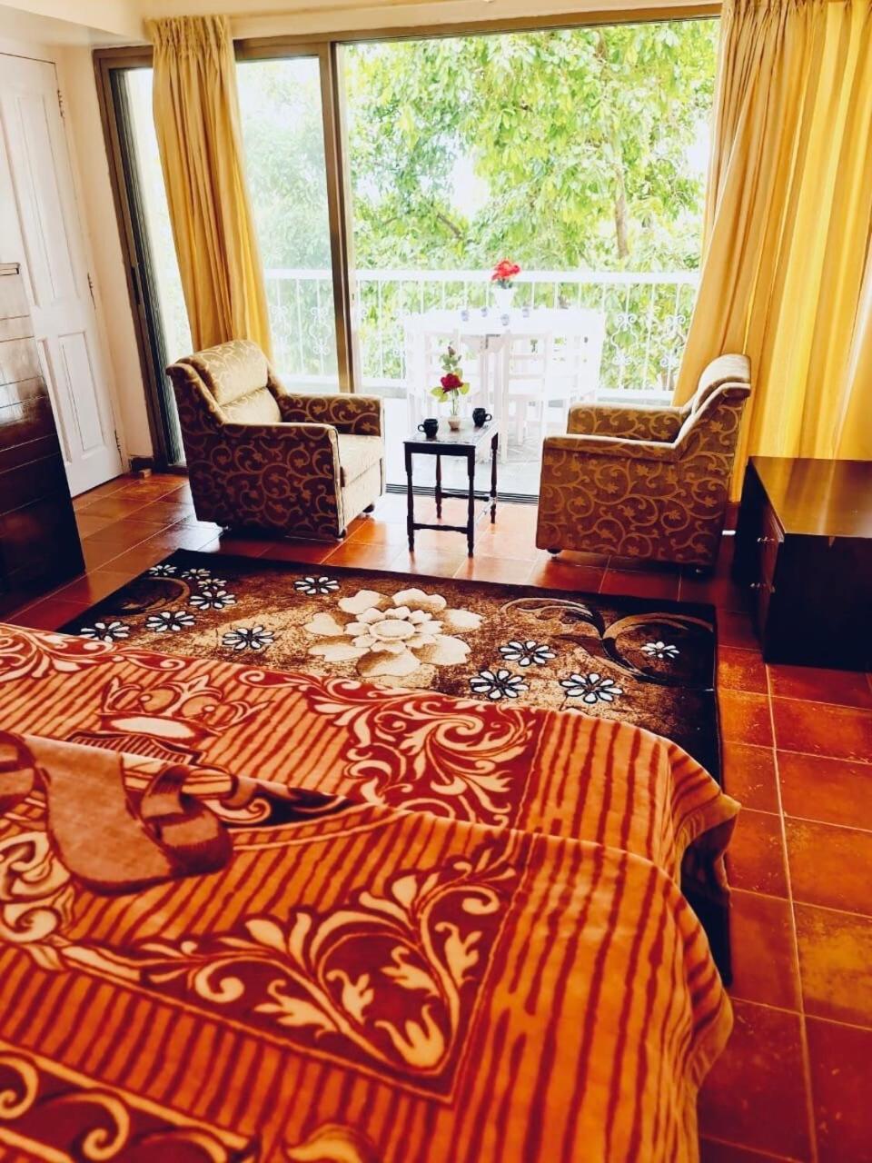 Villa Dwarka By Nature Sweet Homes *