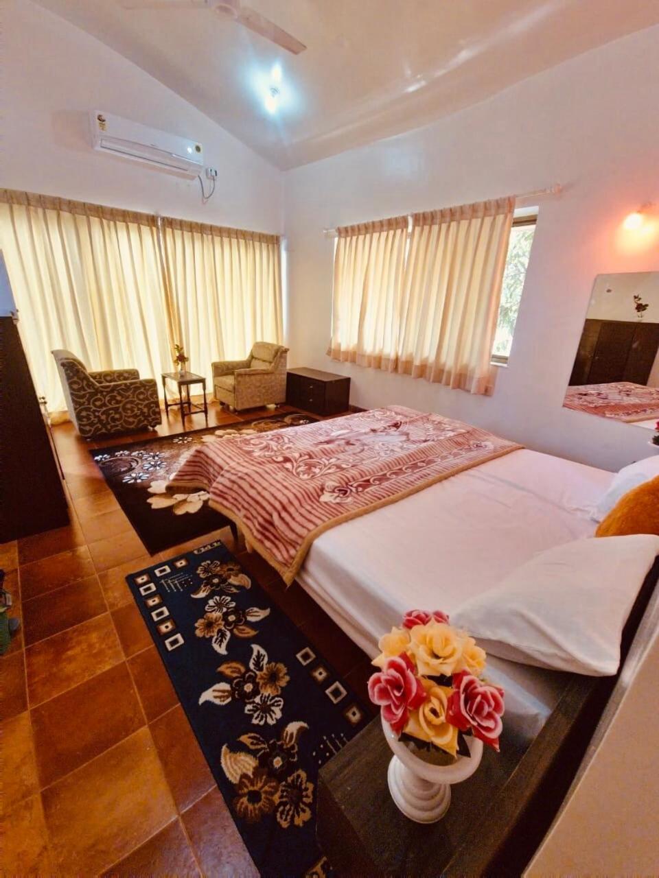 Dwarka By Nature Sweet Homes Villa