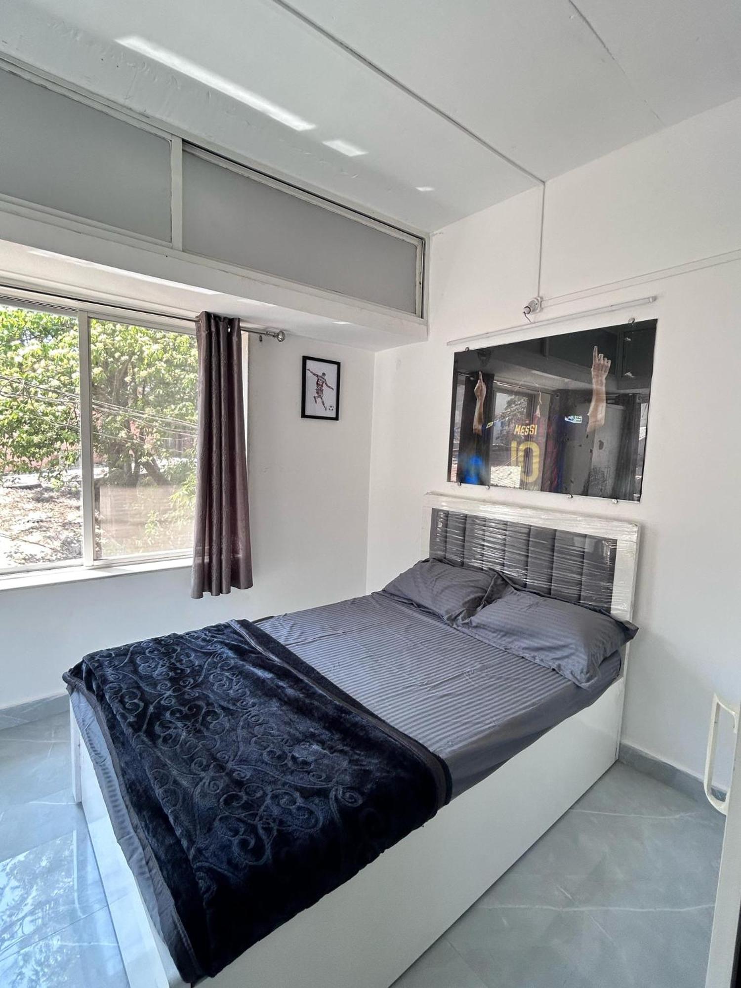 Homestay The Lavish Residency *