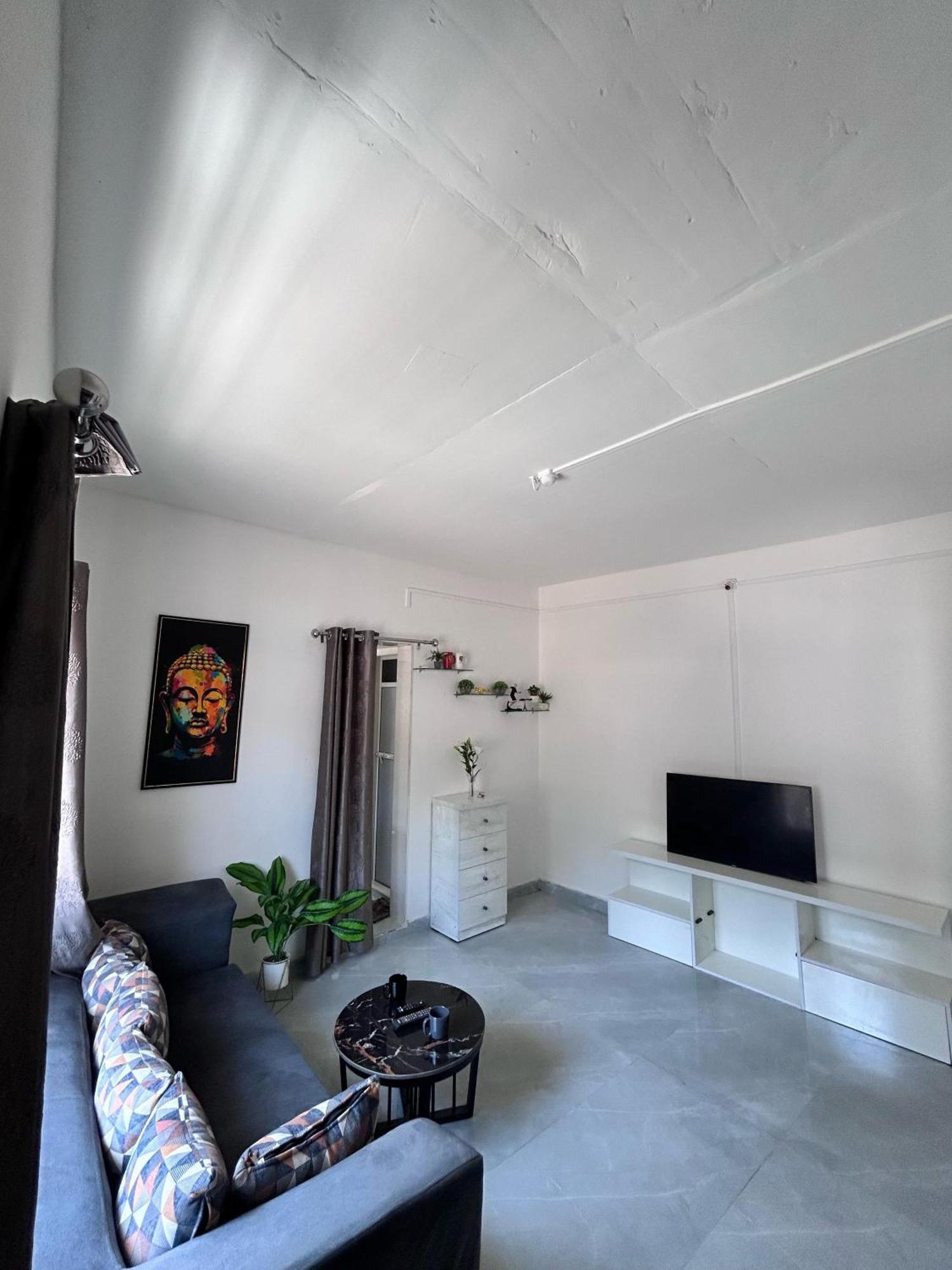 The Lavish Residency Homestay