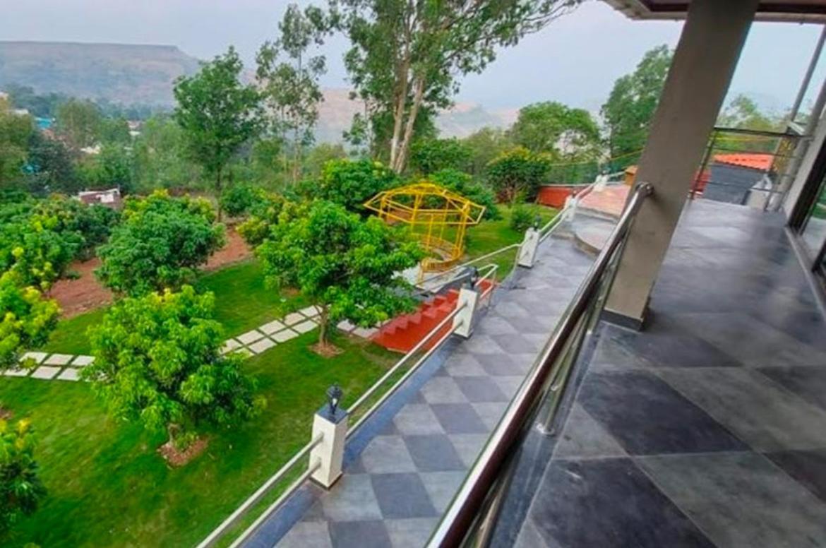 Hotel Tulsi 3*