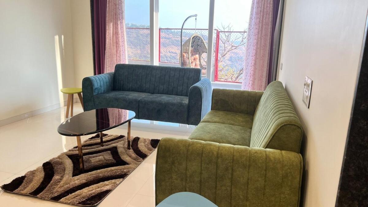 2bhk Suite, Views, Ora Vue