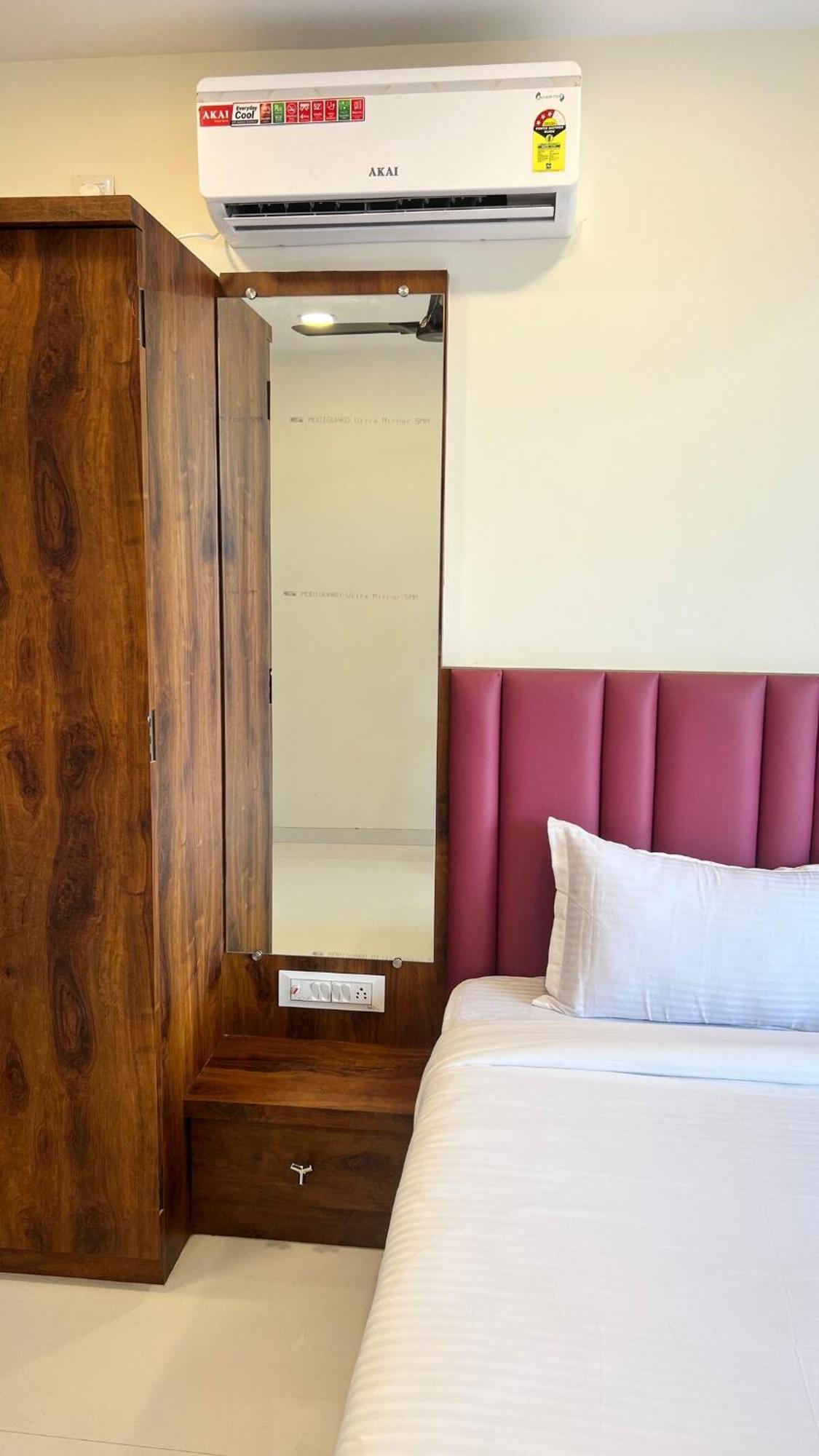 Holiday home 2bhk Suite, Views, Ora Vue Panchgani