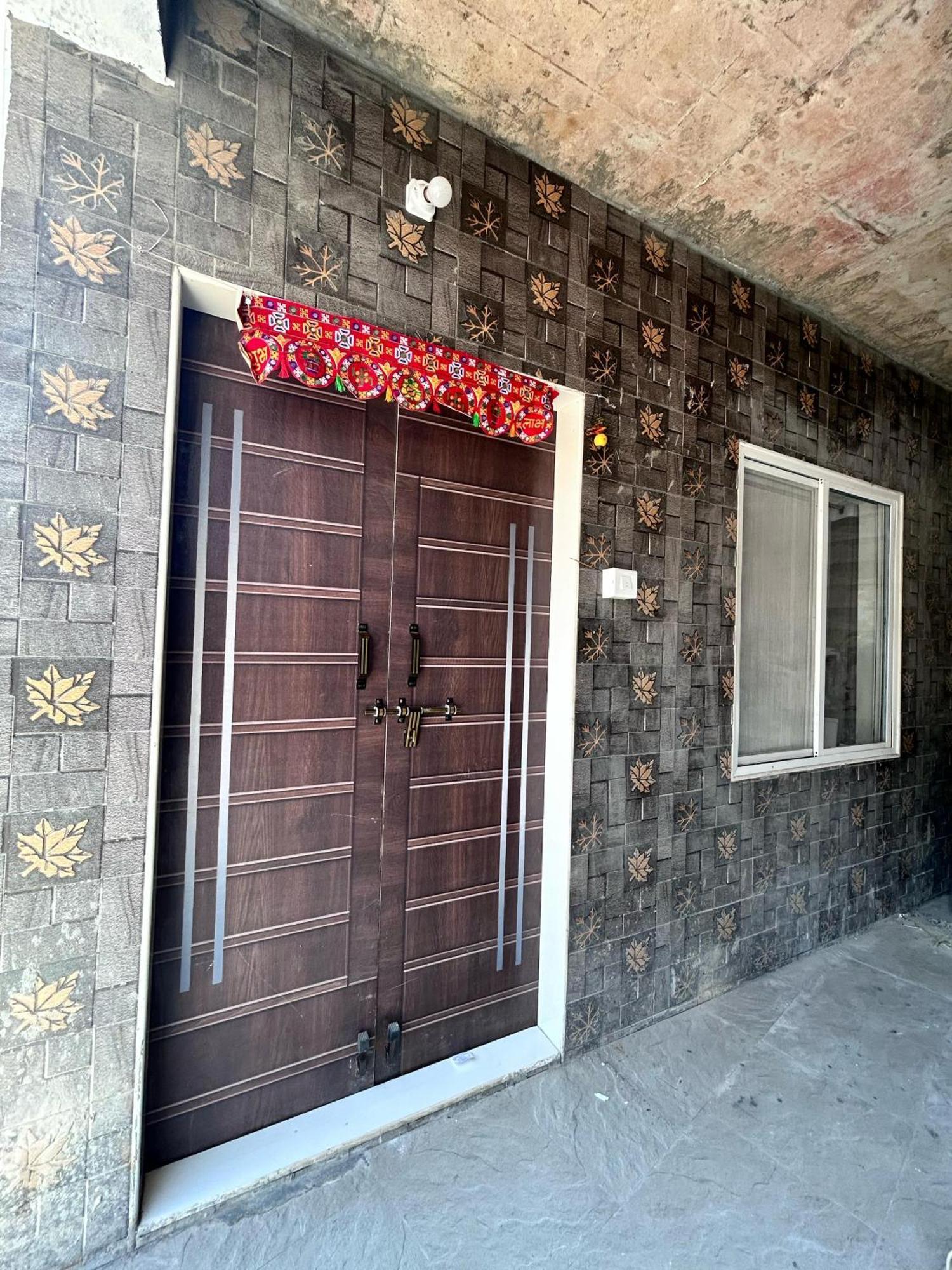 Homestay The Lavish's Residency