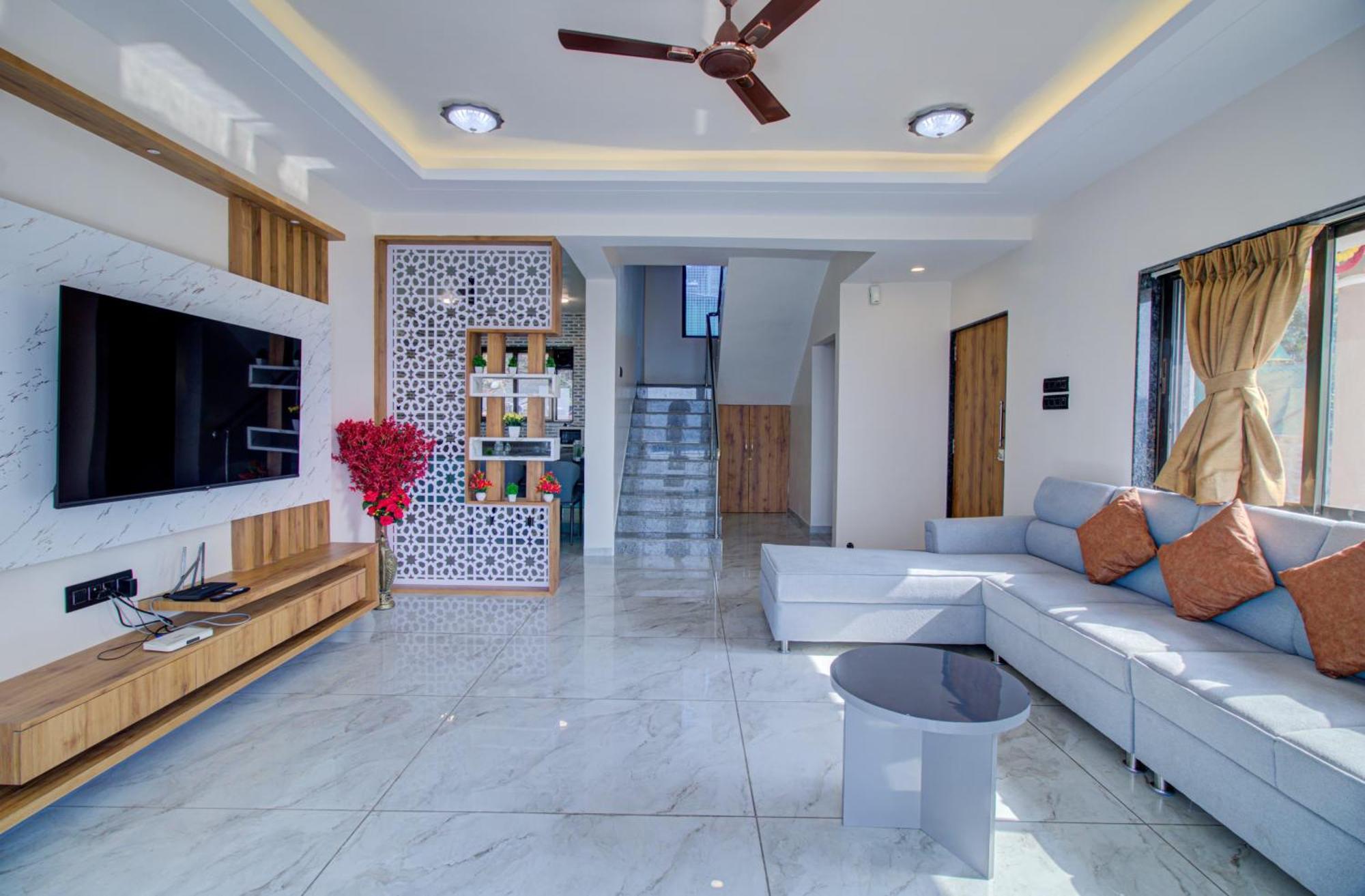 Villa Neelachal By Rootstays *