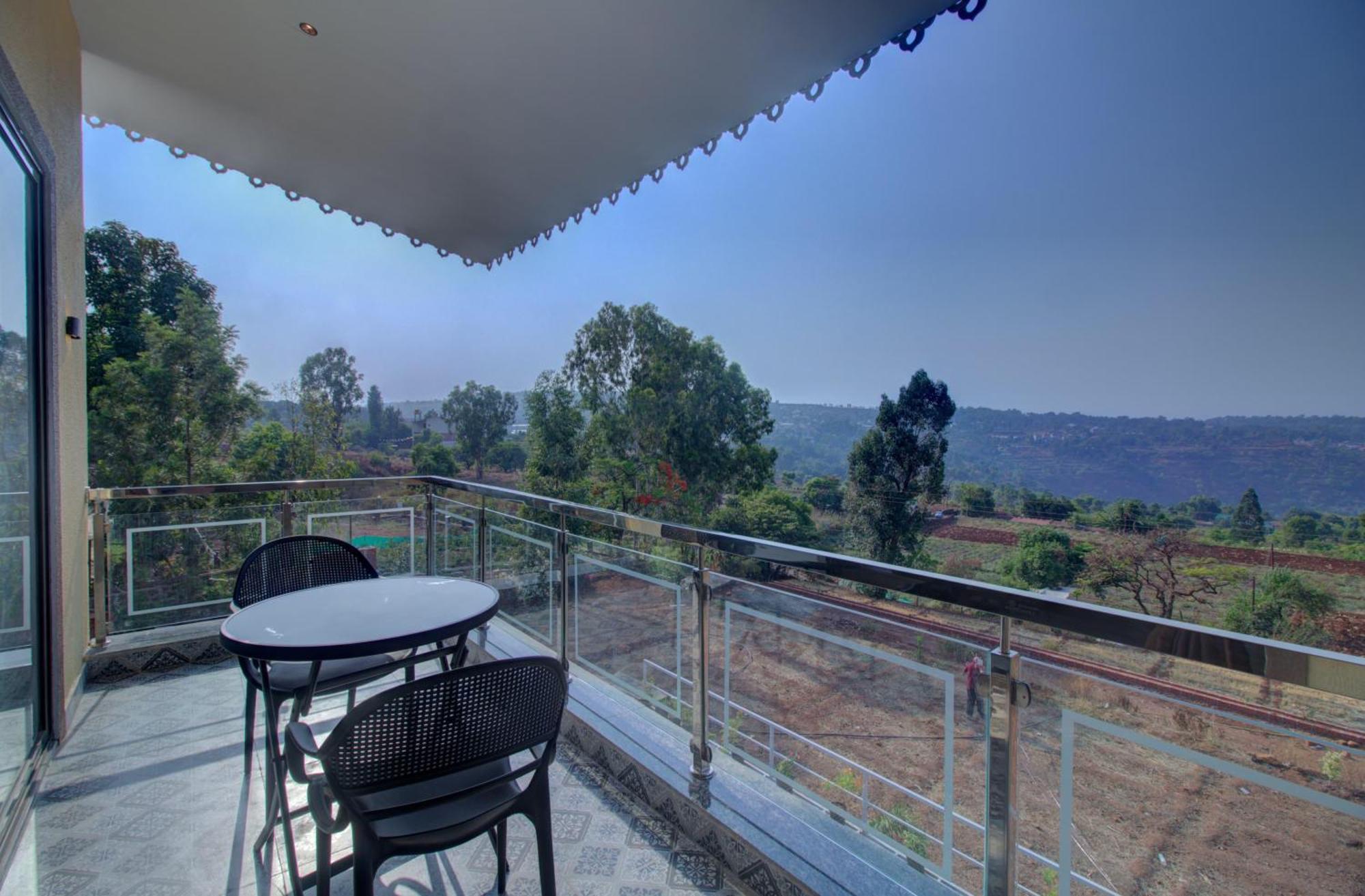 Villa Neelachal By Rootstays *