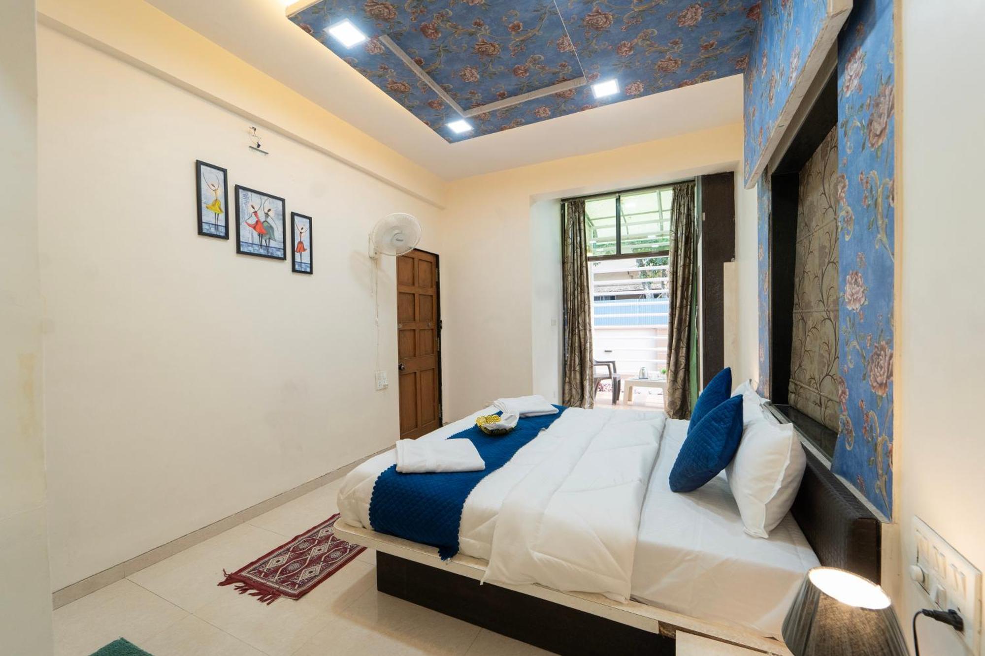 The Exotic With Swimming Pool Holiday home *