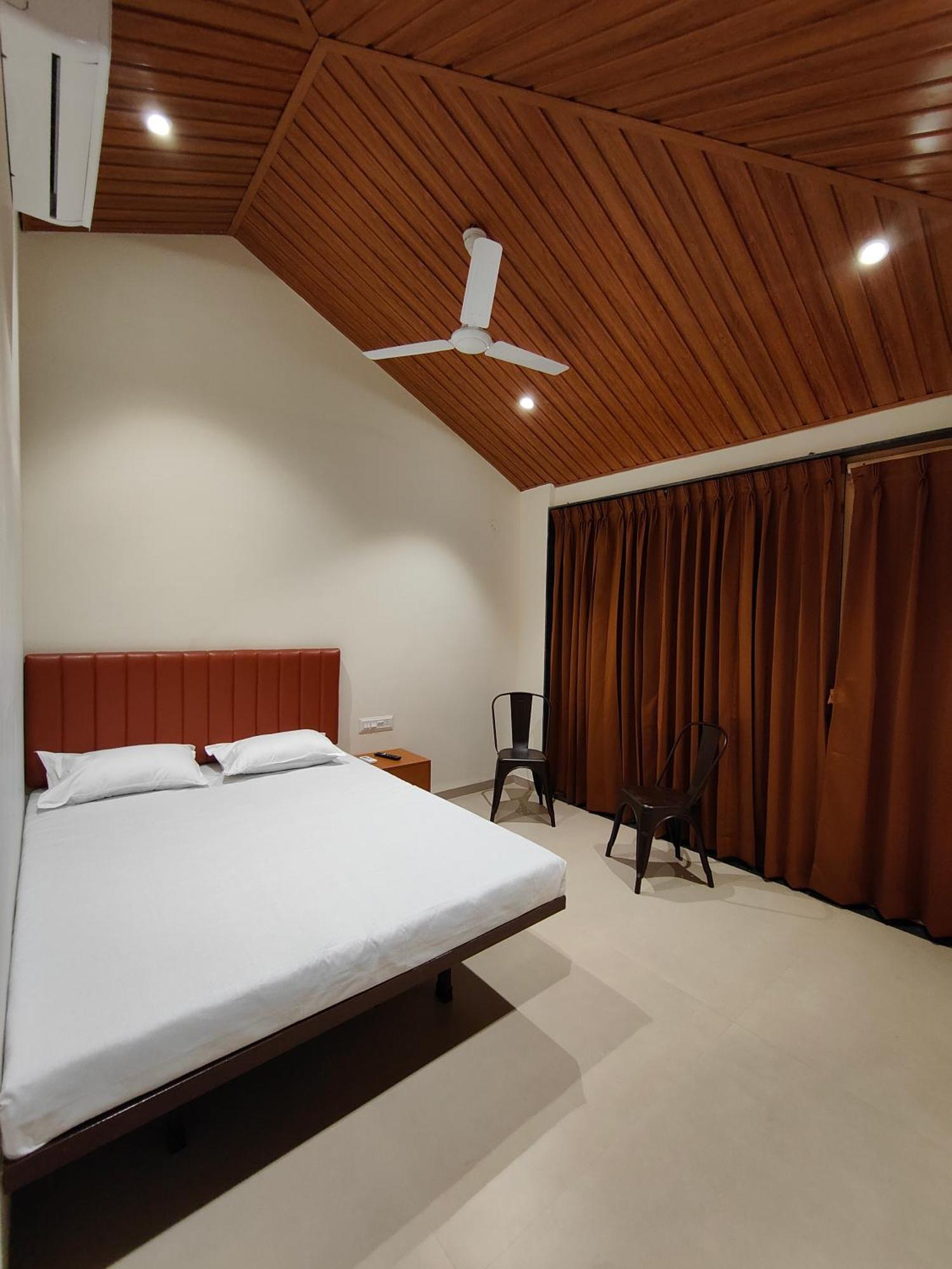 Resort Red Soil Panchgani