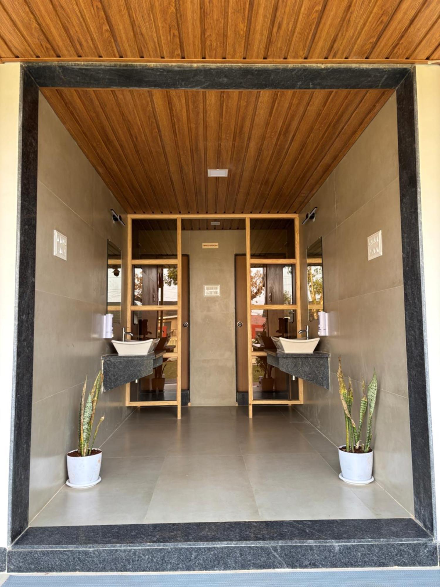 Red Soil Resort *