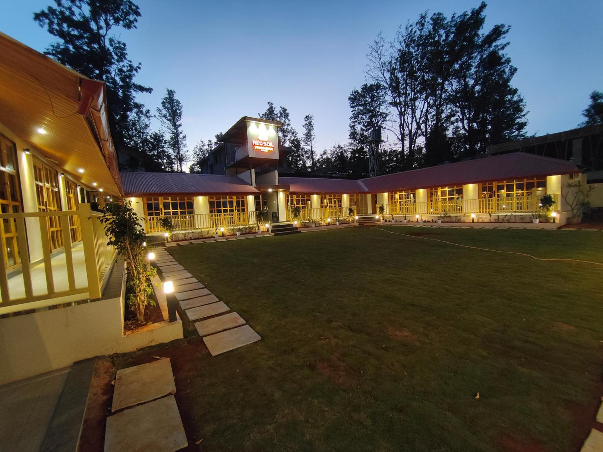 Red Soil Resort *