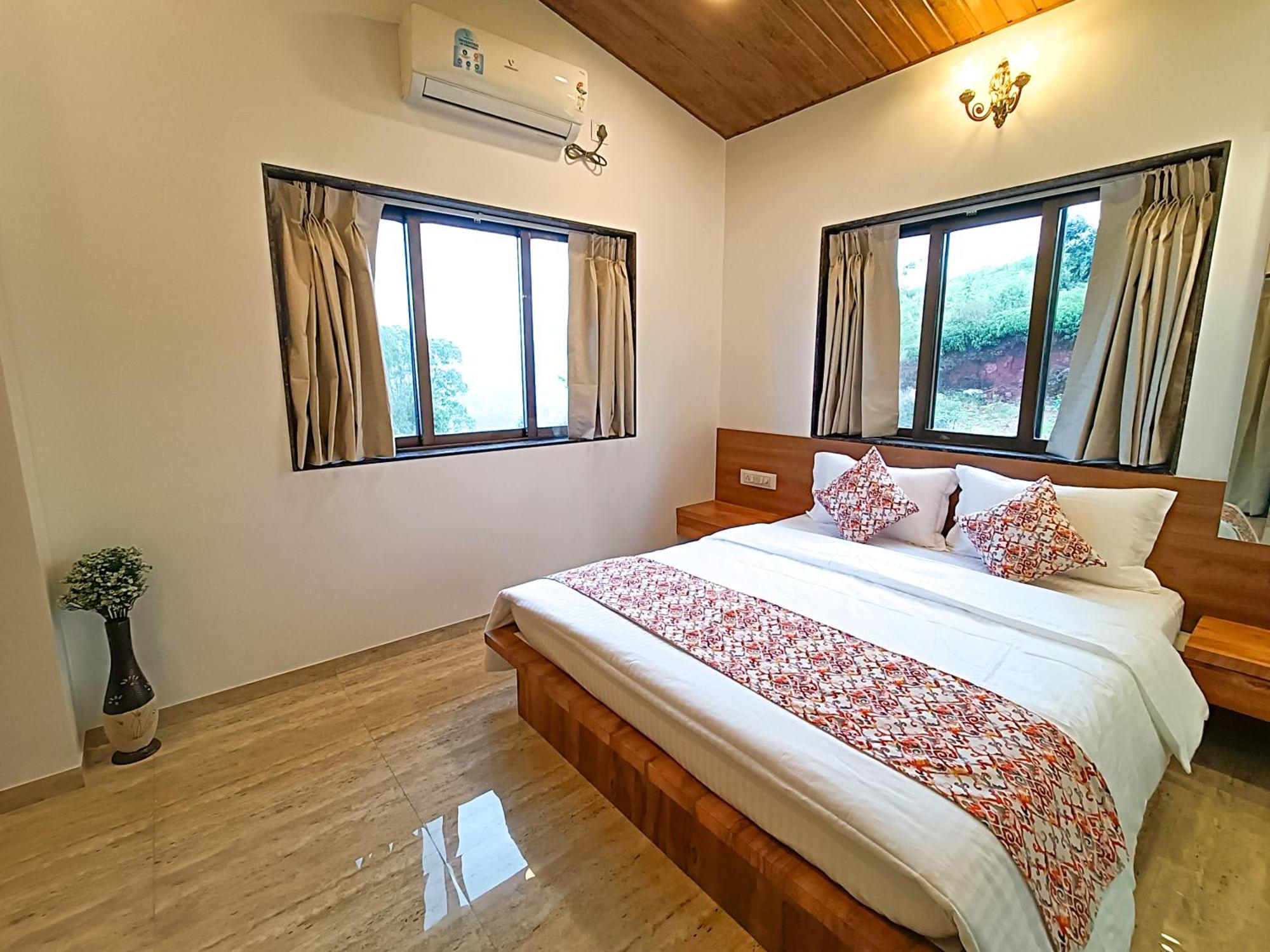 Gold Nest Valley View 3bhk Villa *
