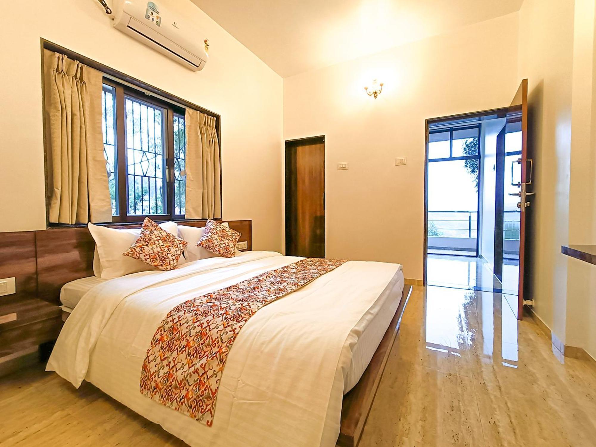 Gold Nest Valley View 3bhk Villa *