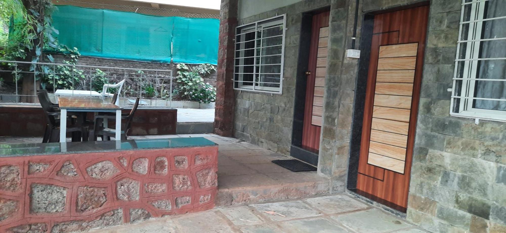 Leela - Ancient Redstone Escape Homestay Panchgani