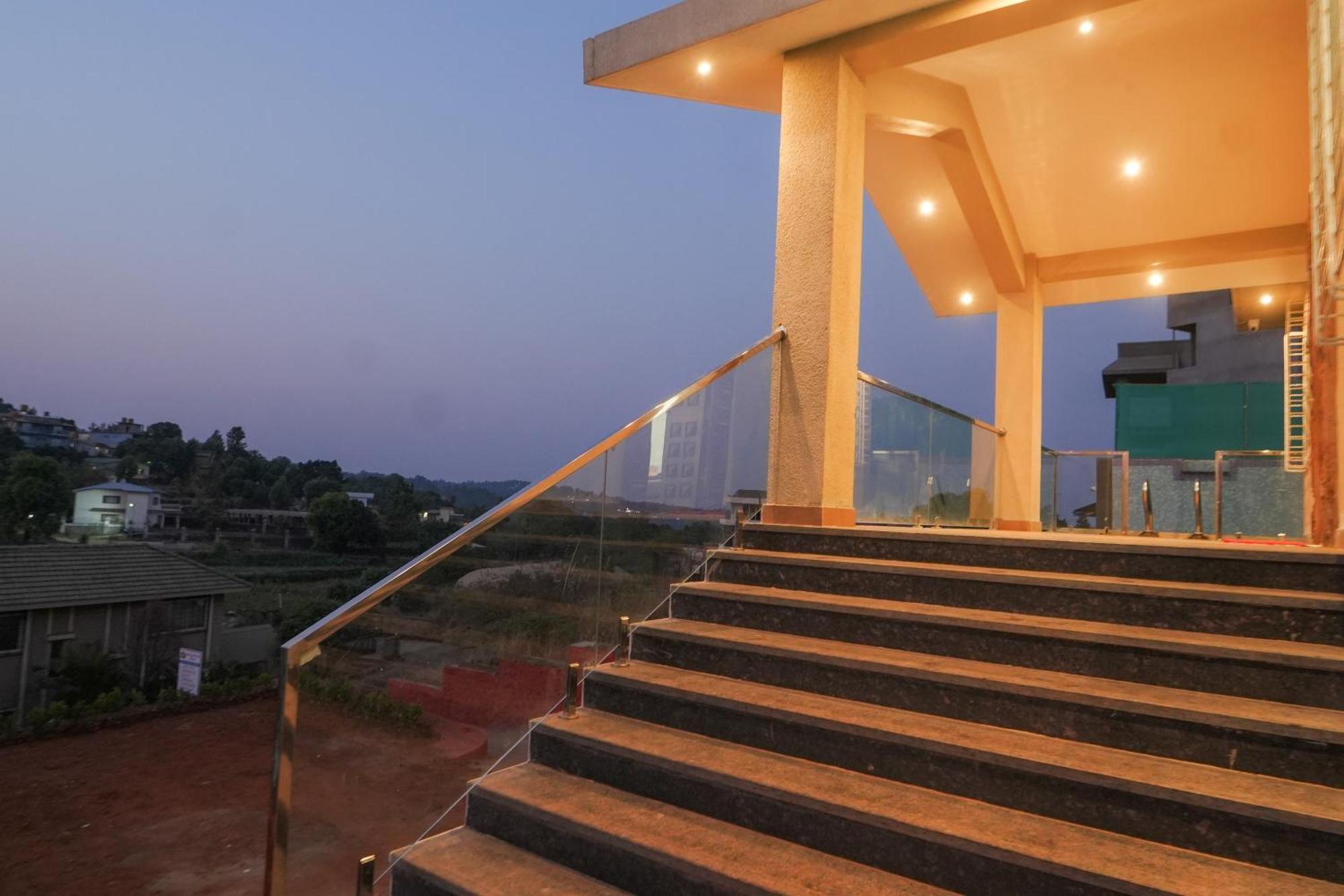King Stone Bed & Breakfast Panchgani