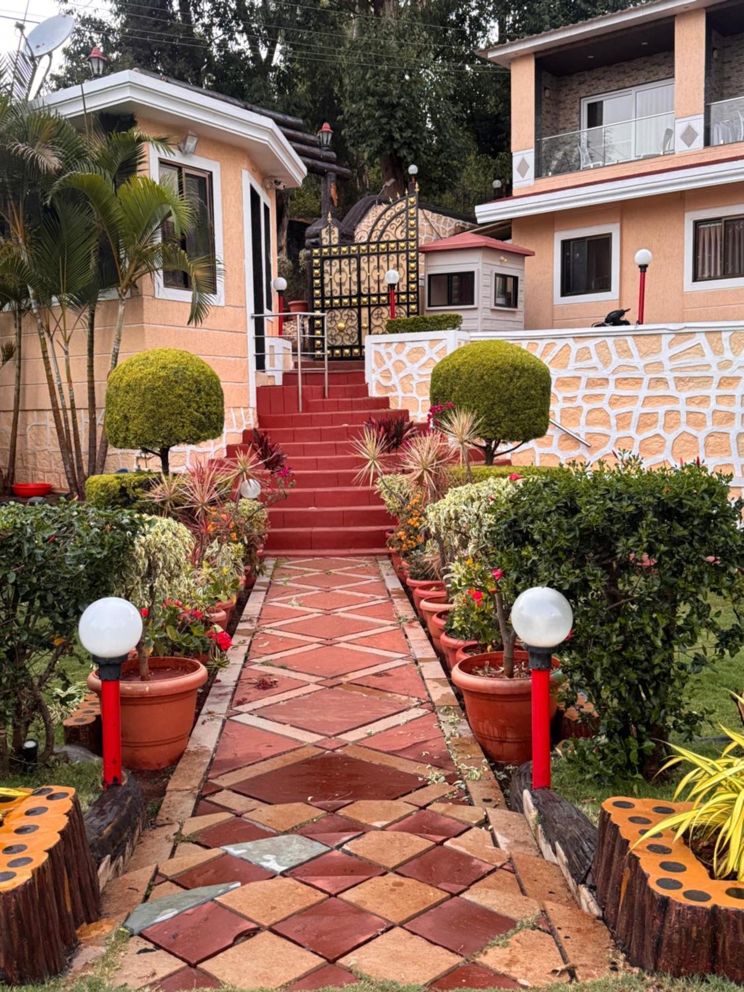 Casa Majestic & , 4* Panchgani