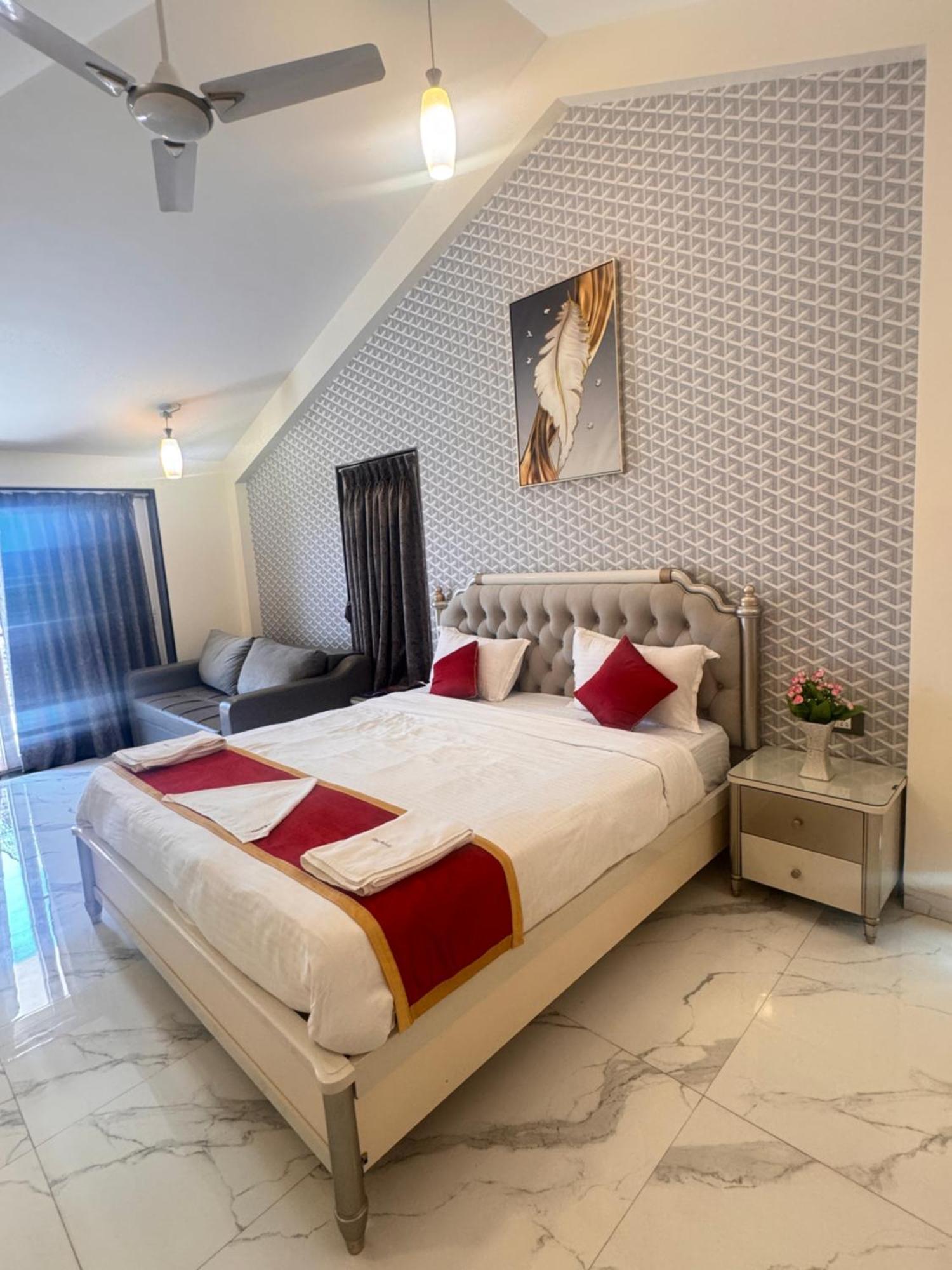 Casa Majestic & , Panchgani