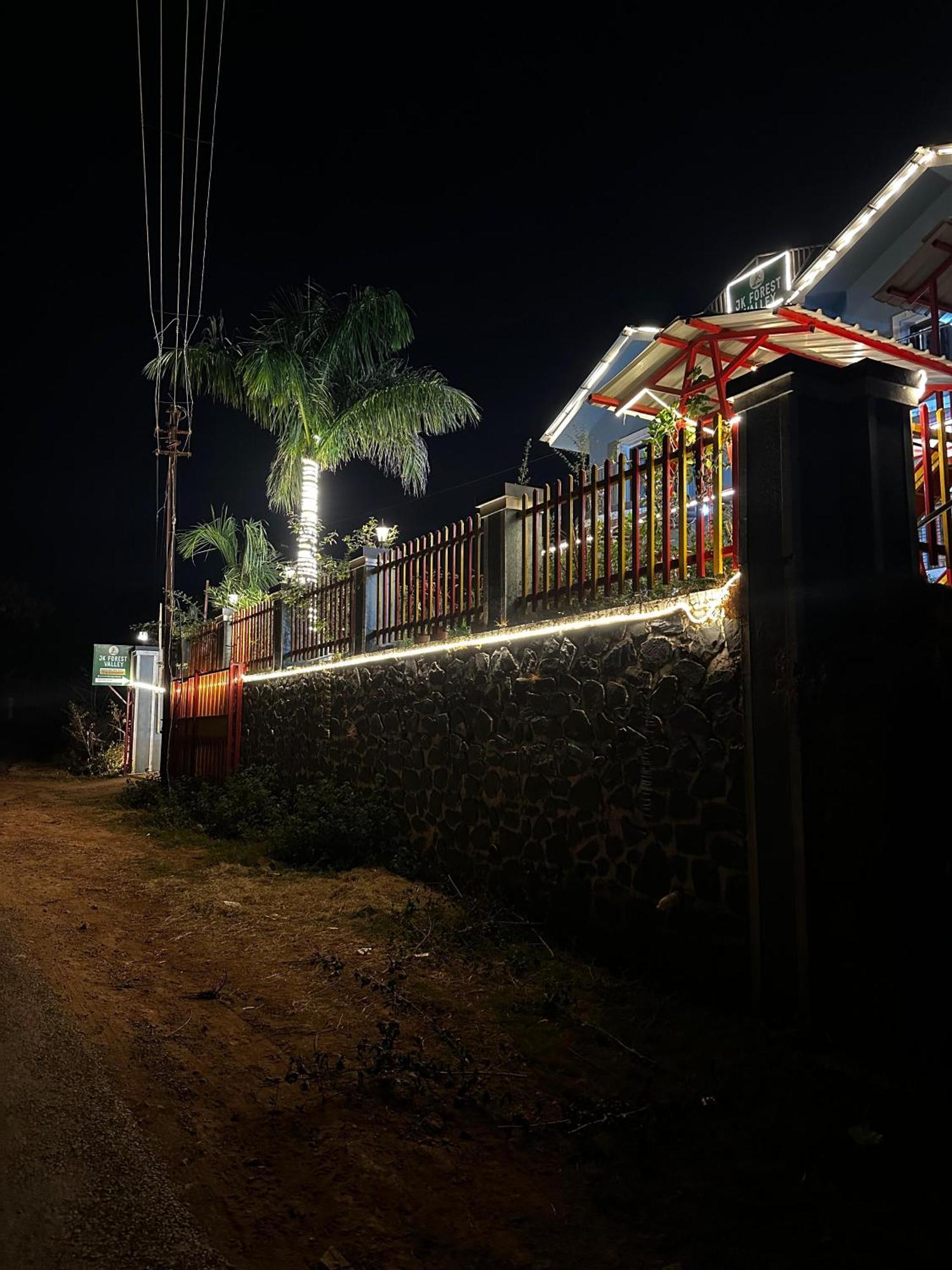 Hotel Jk Forest Valley