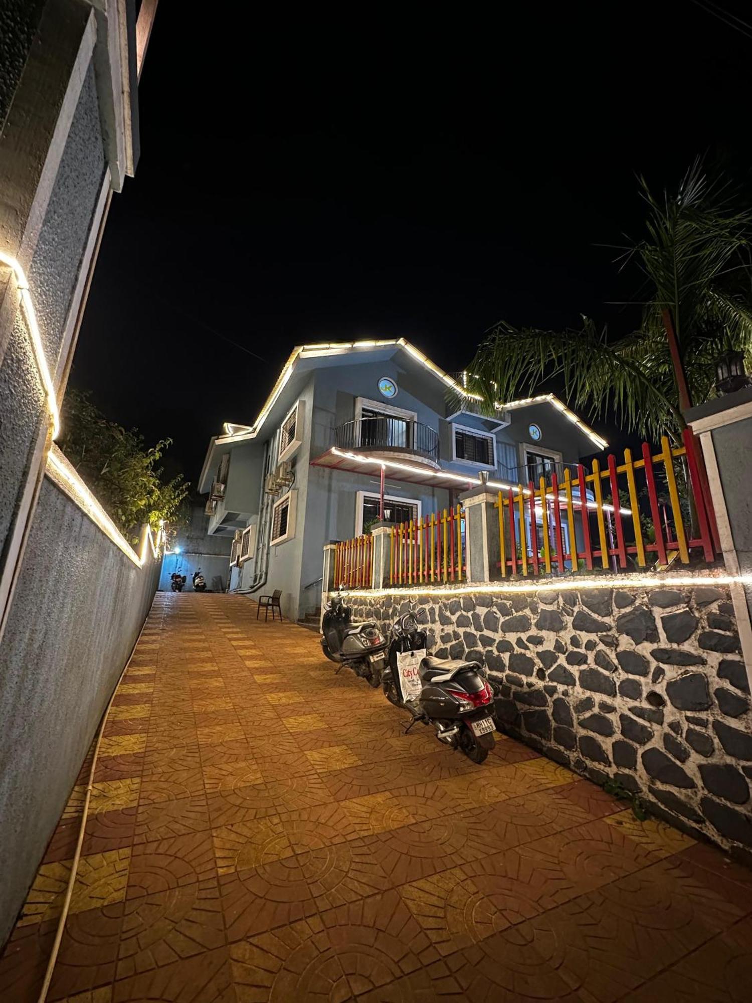Jk Forest Valley Hotel 4*