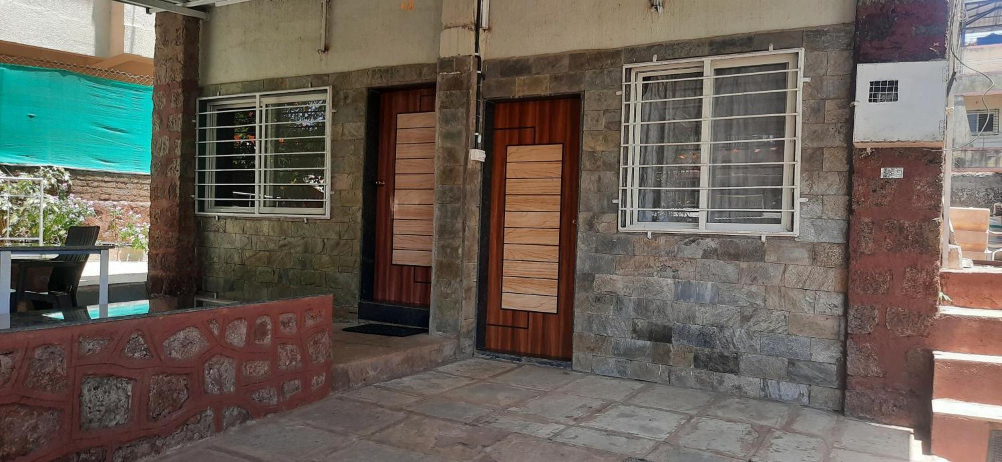 Leela - Ancient Redstone Escape Homestay