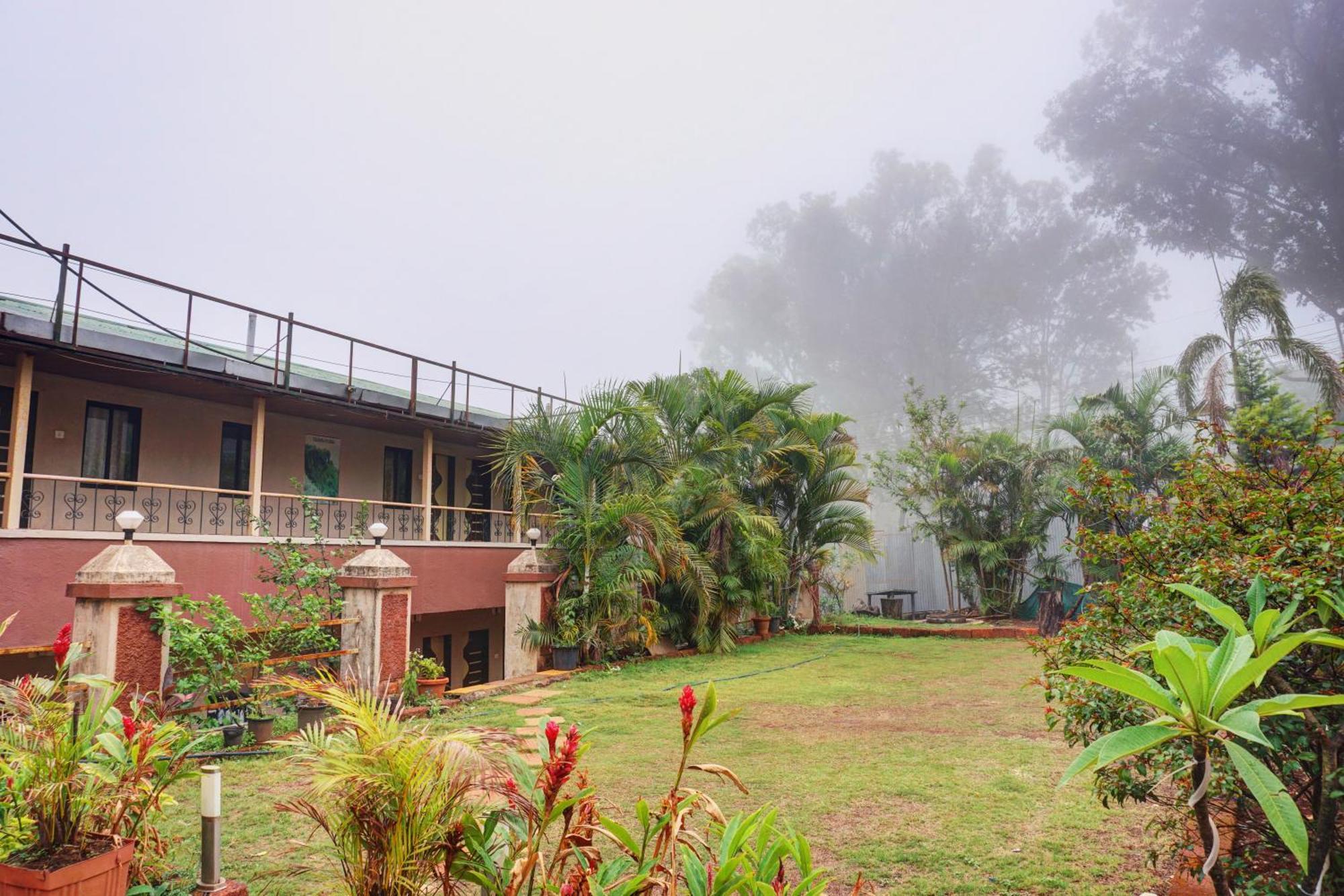 Hotel Vallyview's Residency