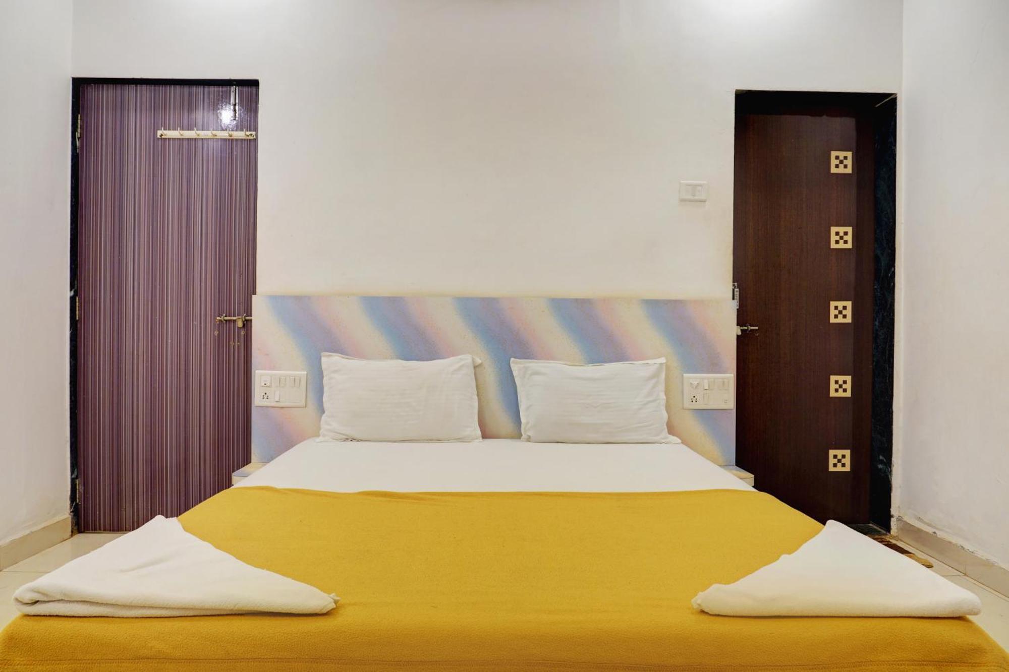 Vallyview's Residency Hotel