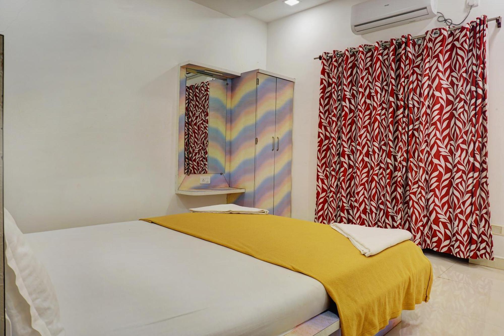 Vallyview's Residency Hotel *