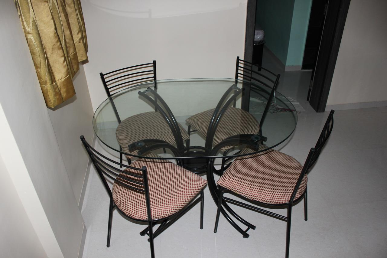 Holiday home Private With Garden, Main Road Connected - Om Bungalow, Happy Stay,