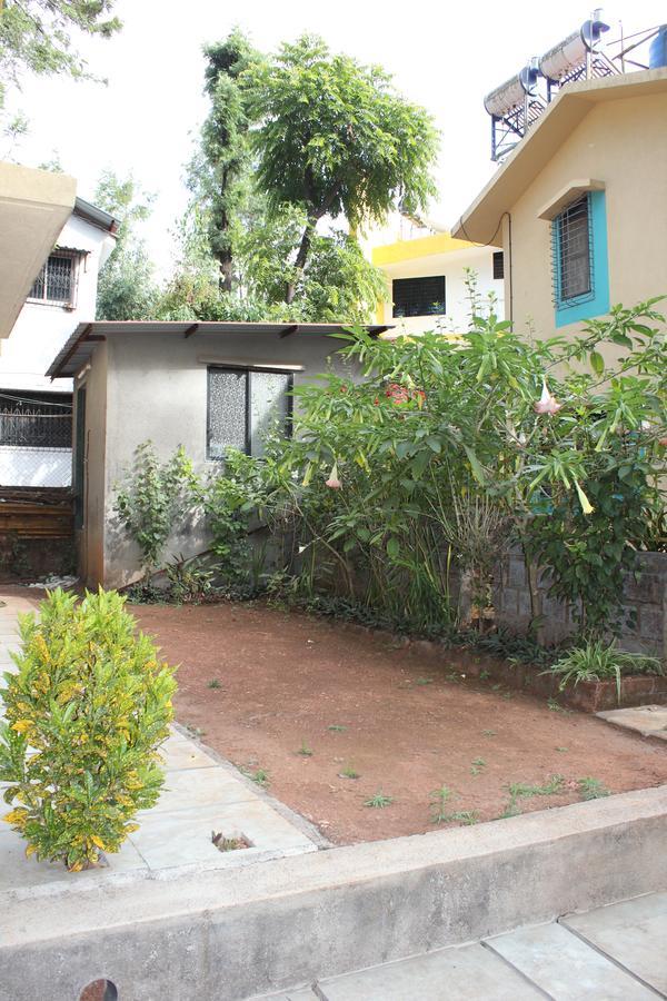 Private With Garden, Main Road Connected - Om Bungalow, Happy Stay, Panchgani