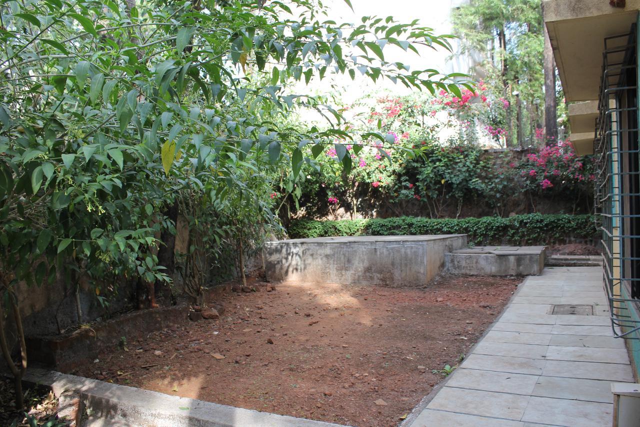 Holiday home Private With Garden, Main Road Connected - Om Bungalow, Happy Stay, *