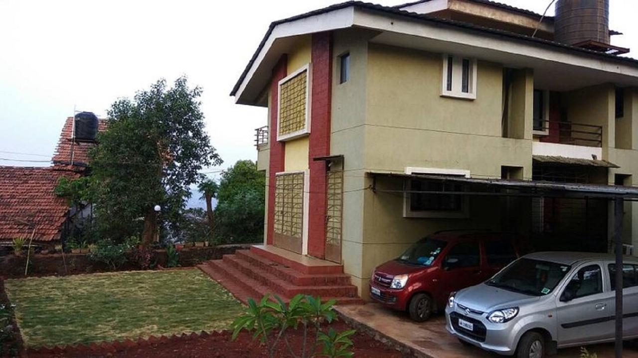 Walnut Villa *