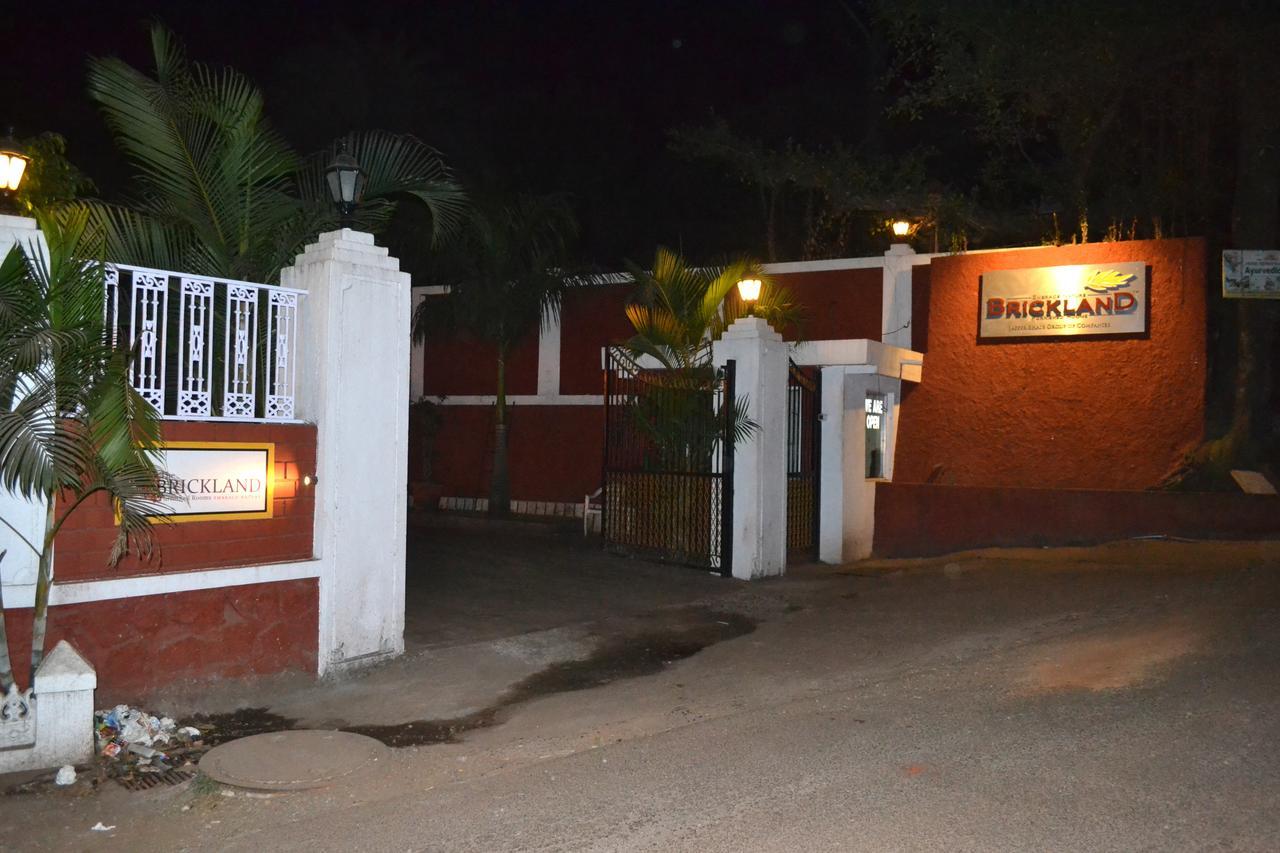 Hotel Jaffer Bhai's Brickland 3*