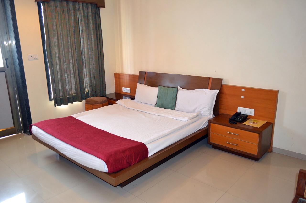 Jaffer Bhai's Brickland 3* Panchgani