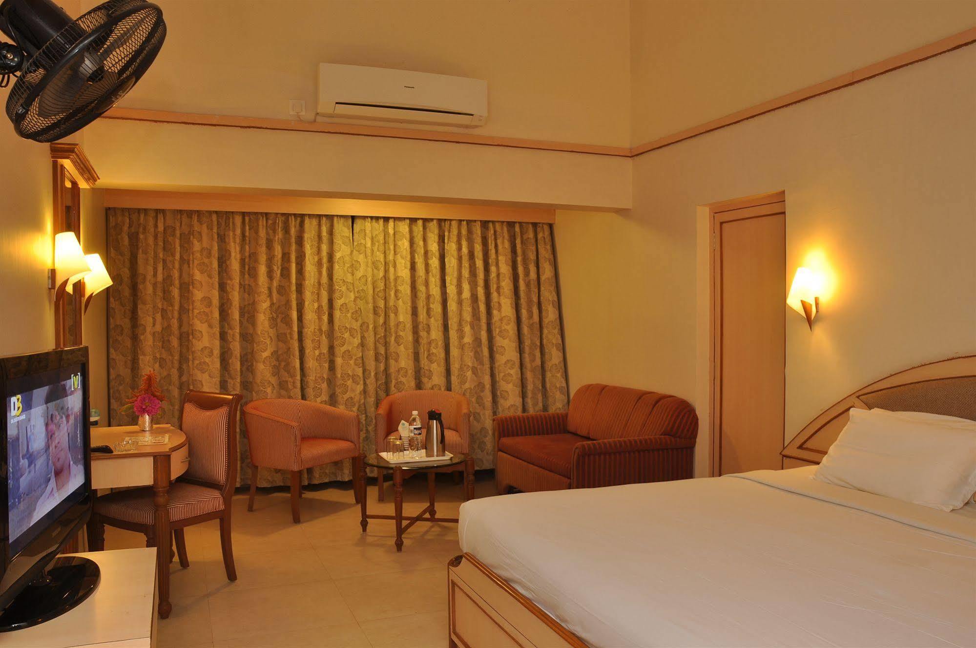 Aveda Blue Country Resort 3*