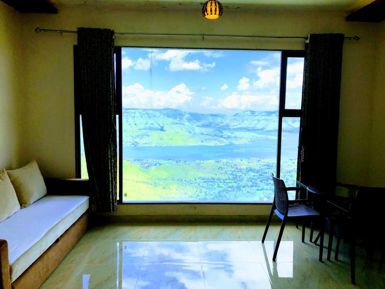 Rainforest Restaurant & Villas