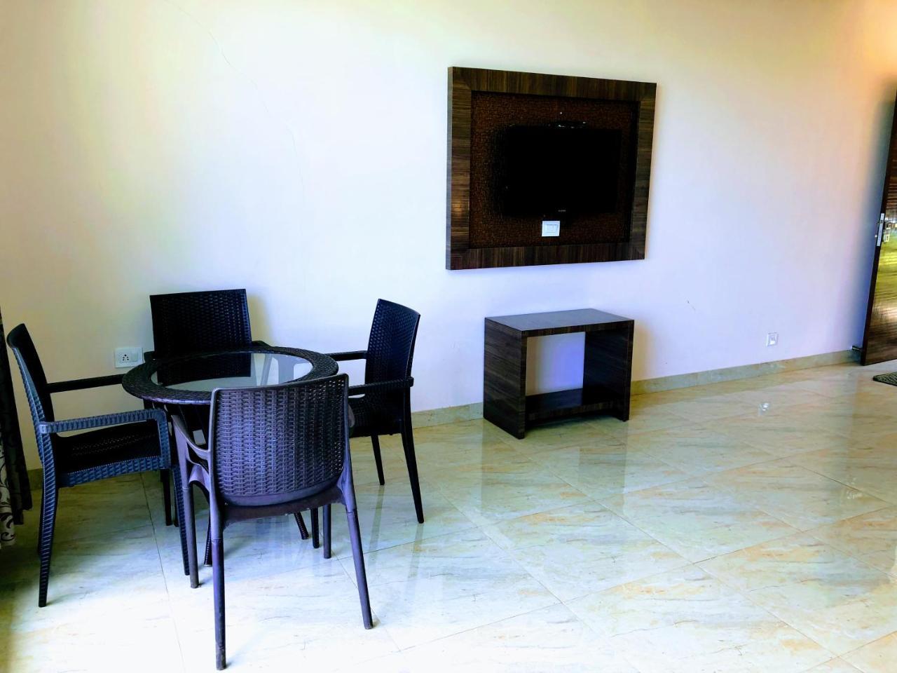 Hotel Rainforest Restaurant & Villas Panchgani