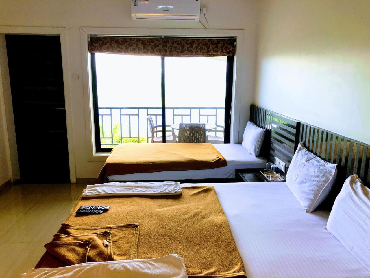 Hotel Rainforest Restaurant & Villas Panchgani