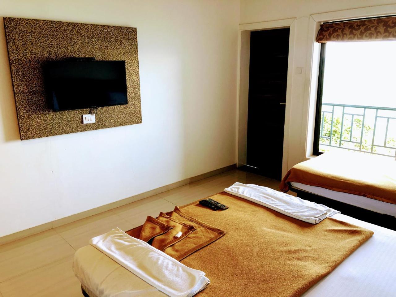 Rainforest Restaurant & Villas * Panchgani