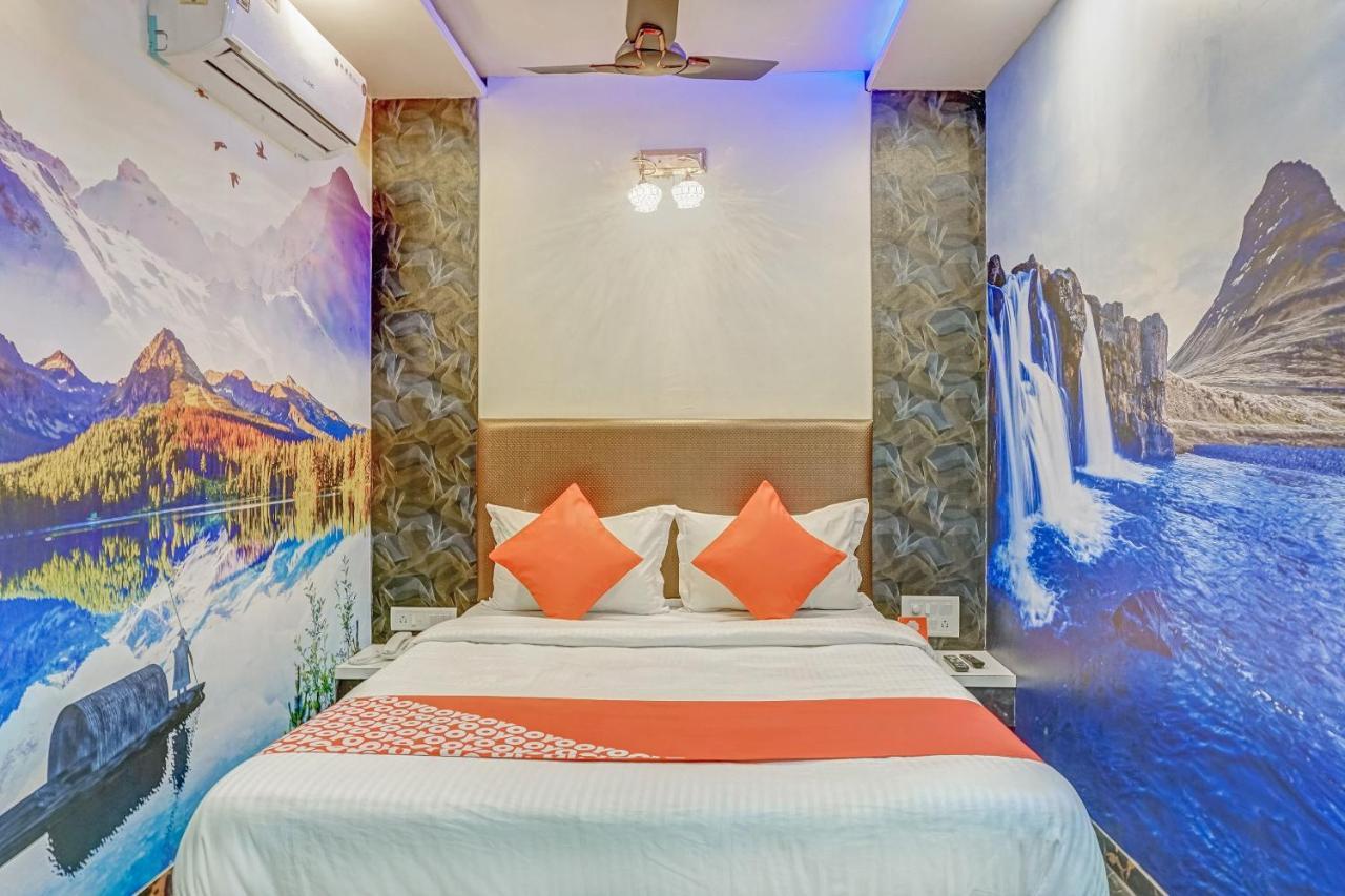 Oyo 23624 Hotel 3*