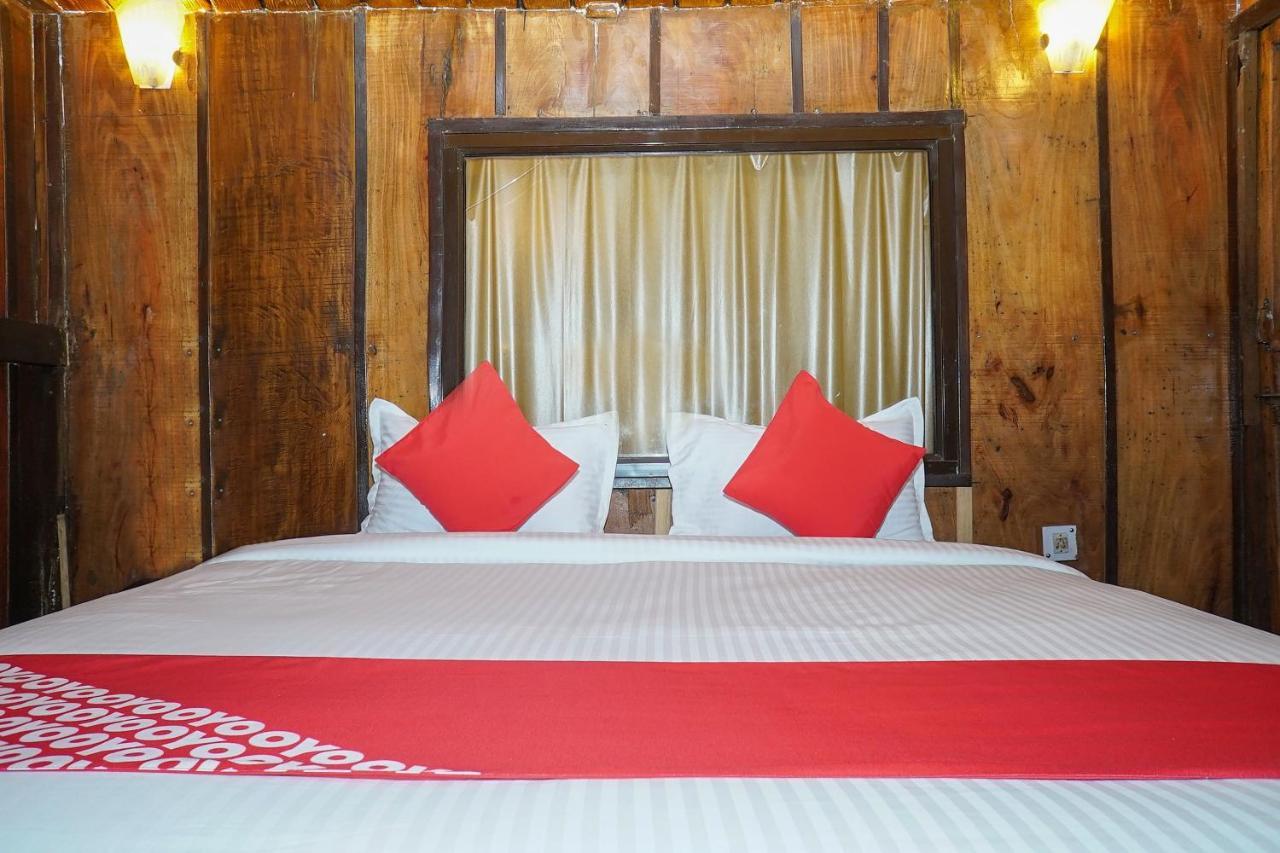 Hotel Sherbaug- A Theme Park And Resort 3*