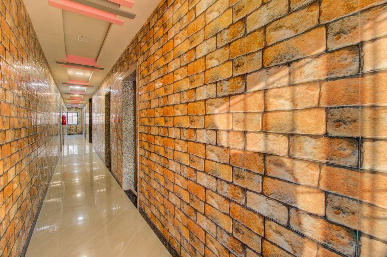 Hotel Oyo 28619 Dsk Valley 3*