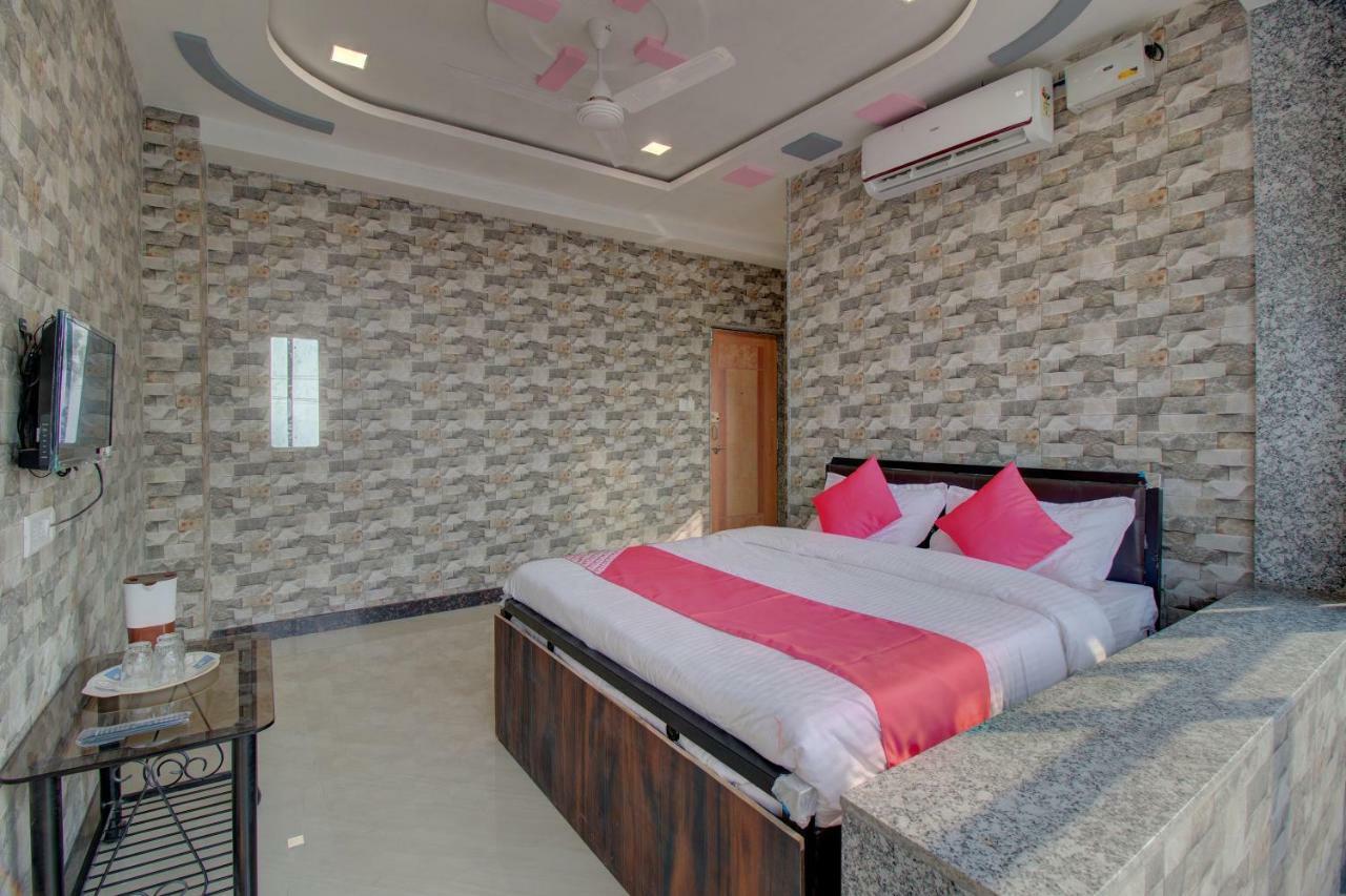 Oyo 28619 Dsk Valley Hotel