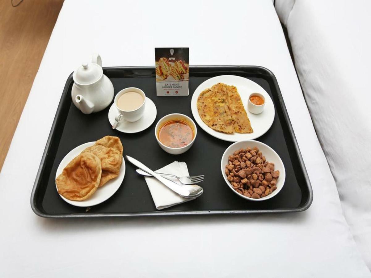 Hotel Oyo 23624
