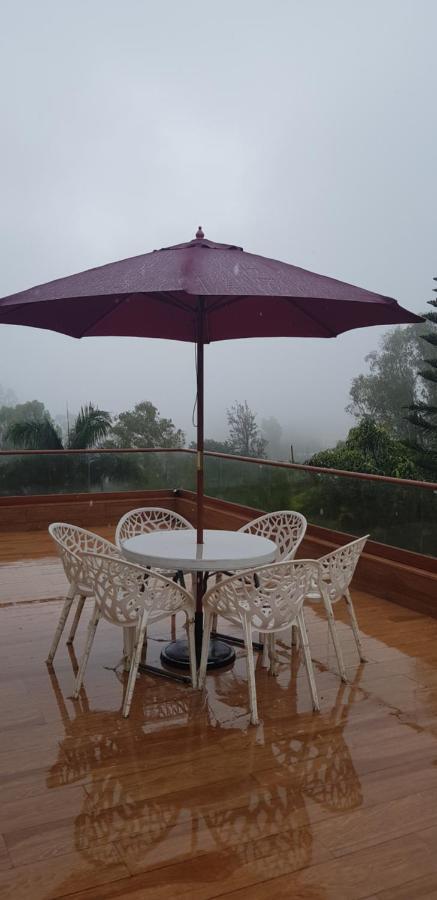 Ratan Villa *